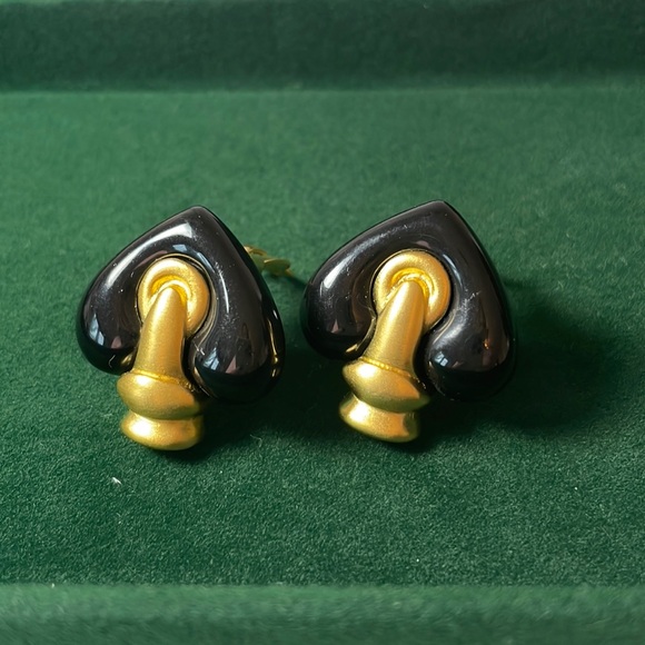 Givenchy RARE vintage earrings pristine condition